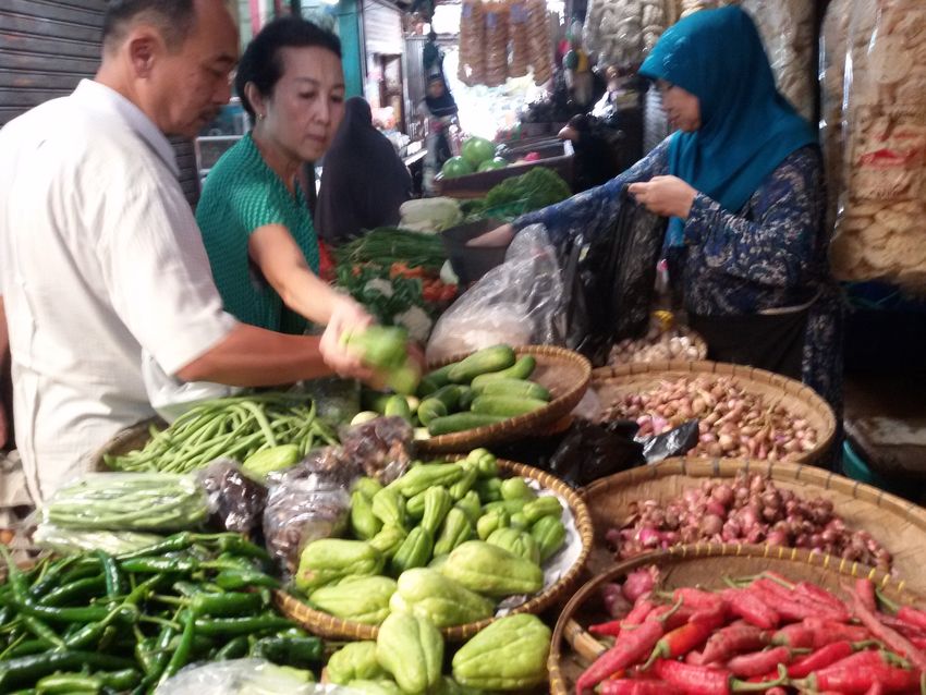 Harga Sembako Turun, Daging Ayam dari Rp 42.000 Menjadi Rp 38.000 Per Kilogram