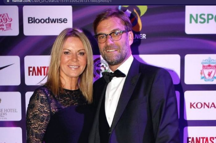 pelatih-liverpool-juergen-klopp-dan-istrinya-ulla-sandrock.jpg
