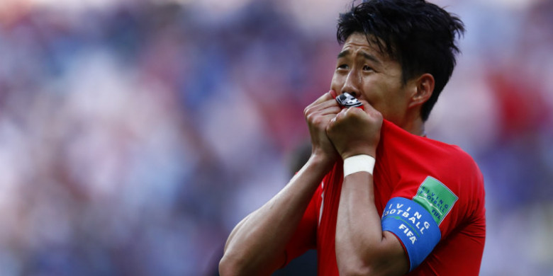 pemain-korea-son-heung-min-dalam-laga-kotnra-jerman-pada-penysihan-grup-piala-dunia_20180630_201823.jpg