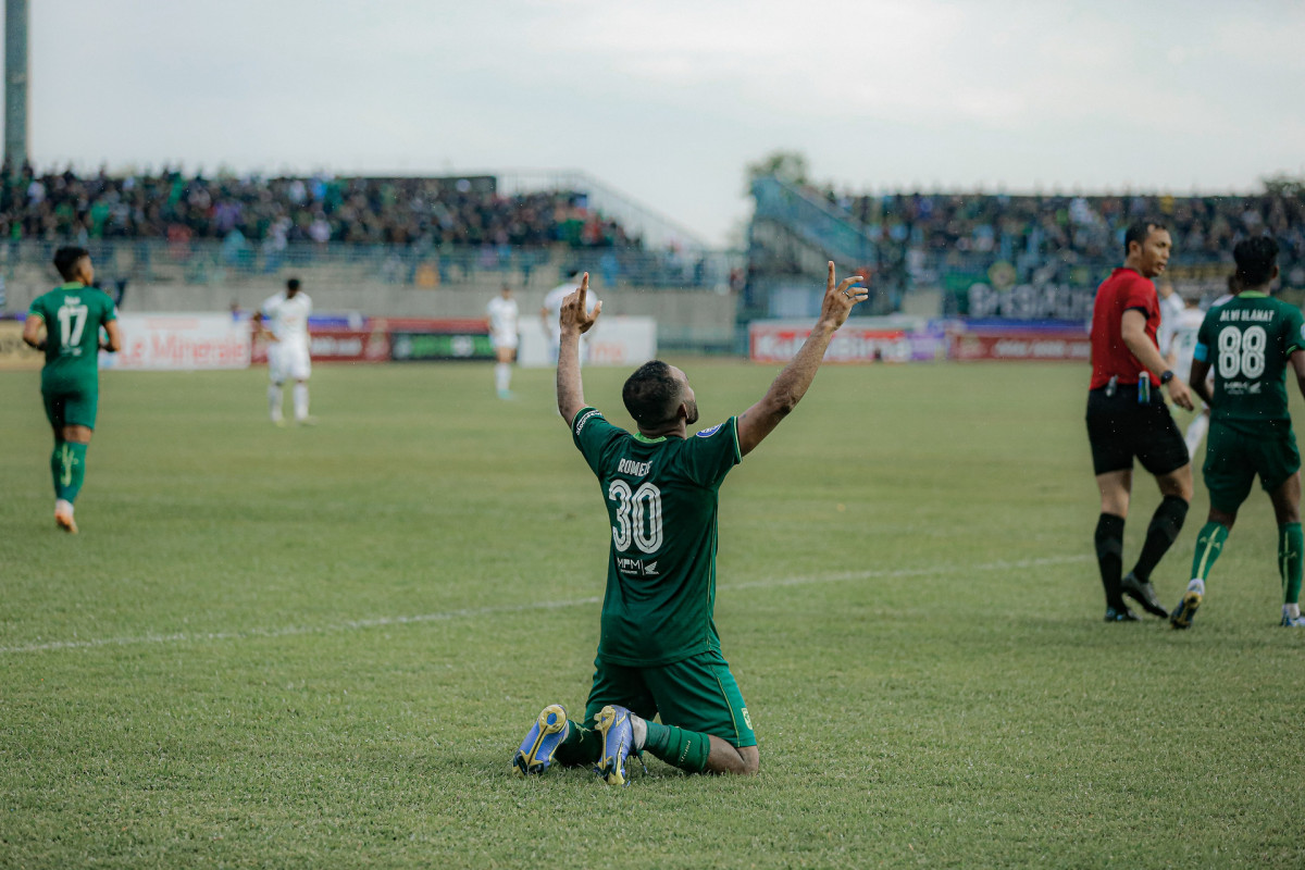 pemain-persebaya-surabaya-michael-rumere.jpg