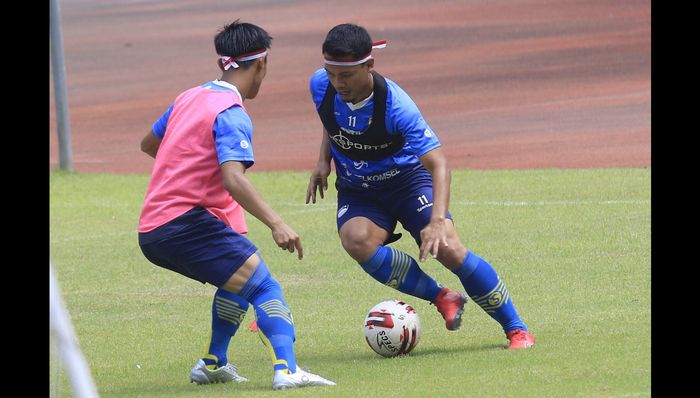 Latihan Persib Bandung Hari Ini Hanya 90 Menit, Biasanya 2 Jam, Ada Apa Ya?