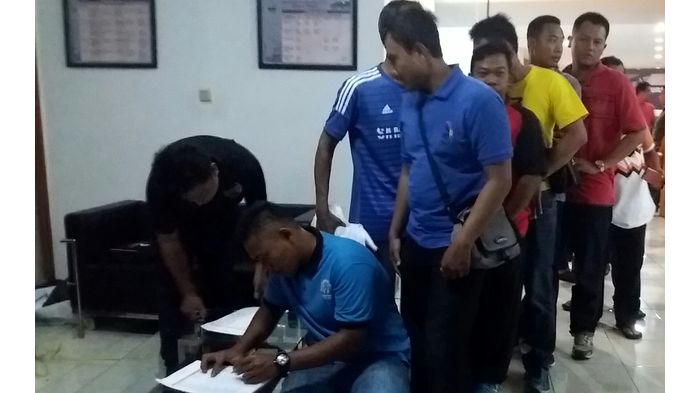 penataran-wasit-dan-pelatih-bola-voli-pasir-jabar_20161219_173443.jpg