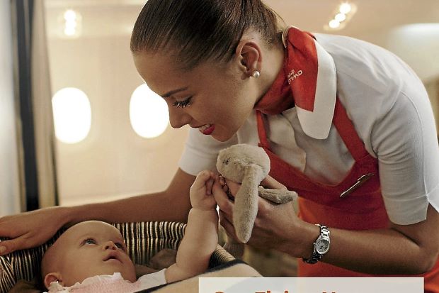 pengasuh-bayi-dalam-pesawat-etihad_20151104_084032.jpg