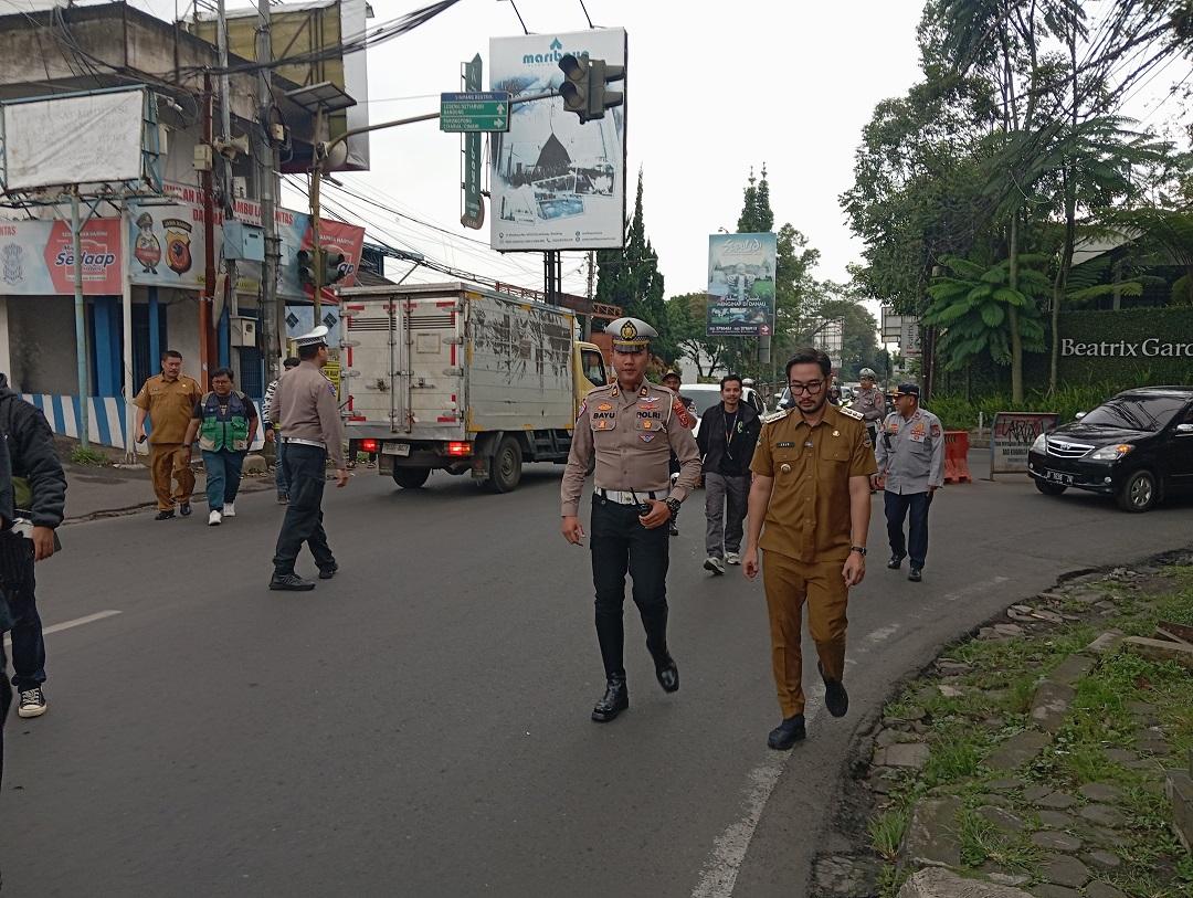 pengecekan-objek-wisata-dan-jalur-wisata-di-Lembang.jpg
