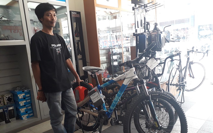 penjual-sepeda.jpg