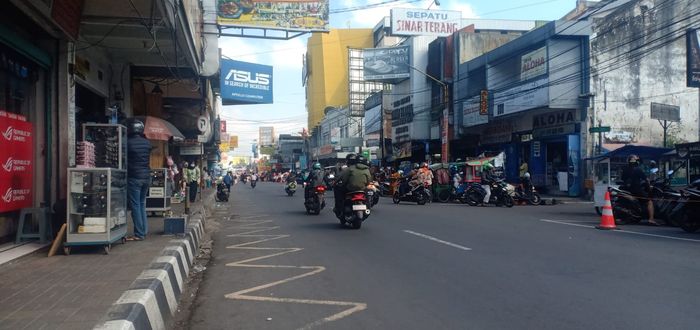 penyekatan-jalan-ahmad-yani-kota-sukabumi-dibuka.jpg