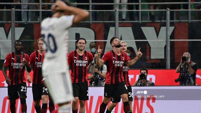 penyerang-ac-milan-asal-prancis-olivier-giroud-kanan-melakukan-selebrasi.jpg