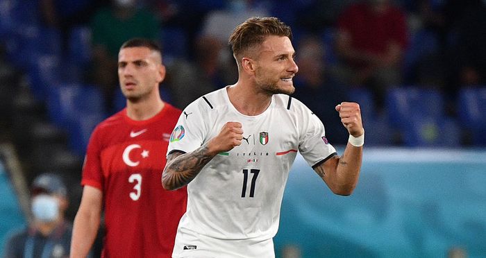 penyerang-italia-ciro-immobile-merayakan-gol.jpg