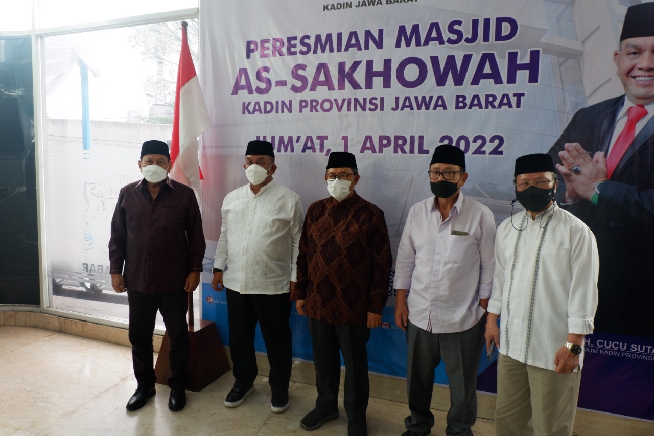 peresmian-masjid-as-shakowah-kadin-jabar.jpg
