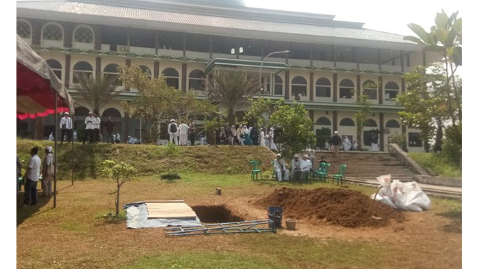 400 Polisi Akan Kawal dan Amankan Proses Pemakaman Ustaz Arifin Ilham