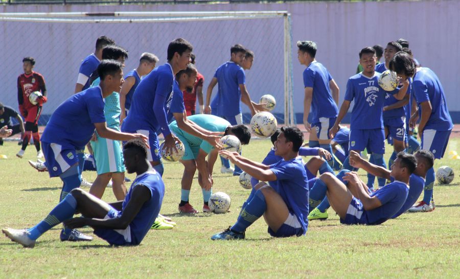 persib-bandung-latihan-jelang-lawan-bali-united.jpg