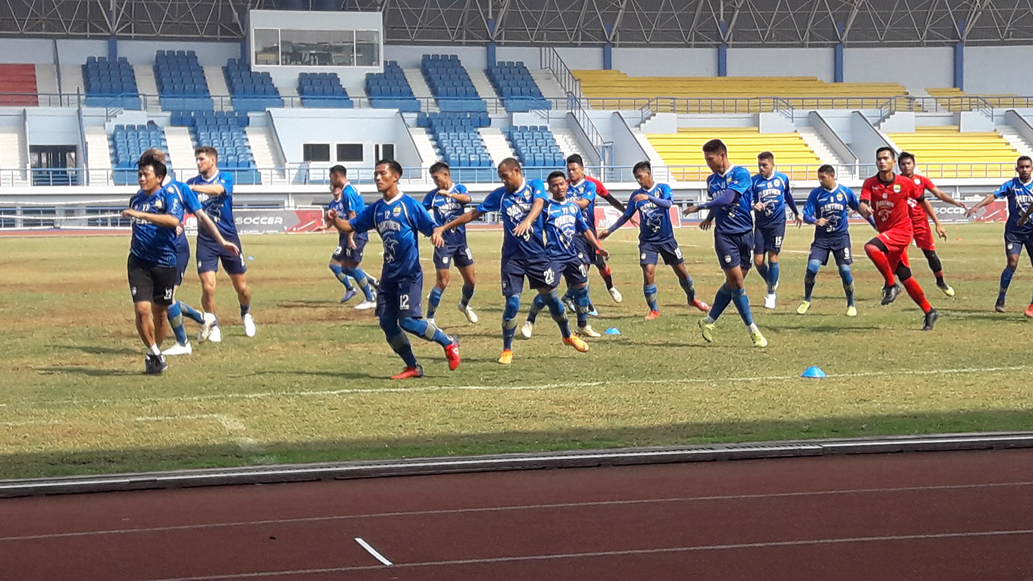 persib-latihan-lagi-jelang-putaran-2.jpg