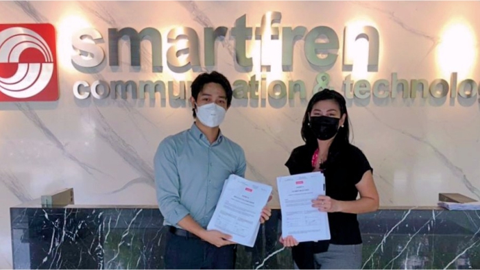 perwakilan-smartfren-dan-partner-strategis-grup-alibaba.jpg