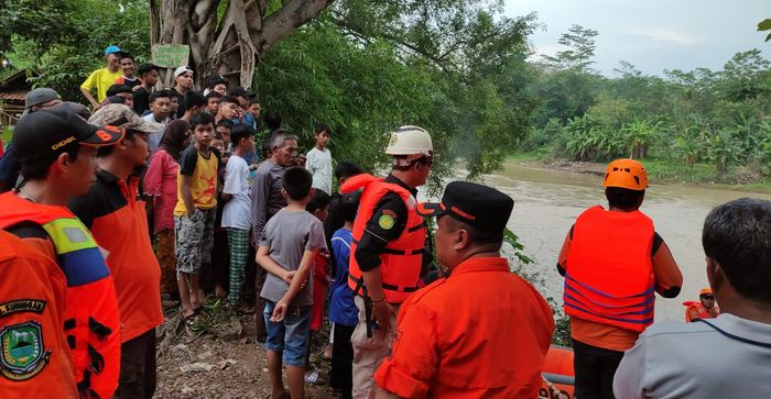 petani-hilang-di-sungai-cisanggarung.jpg