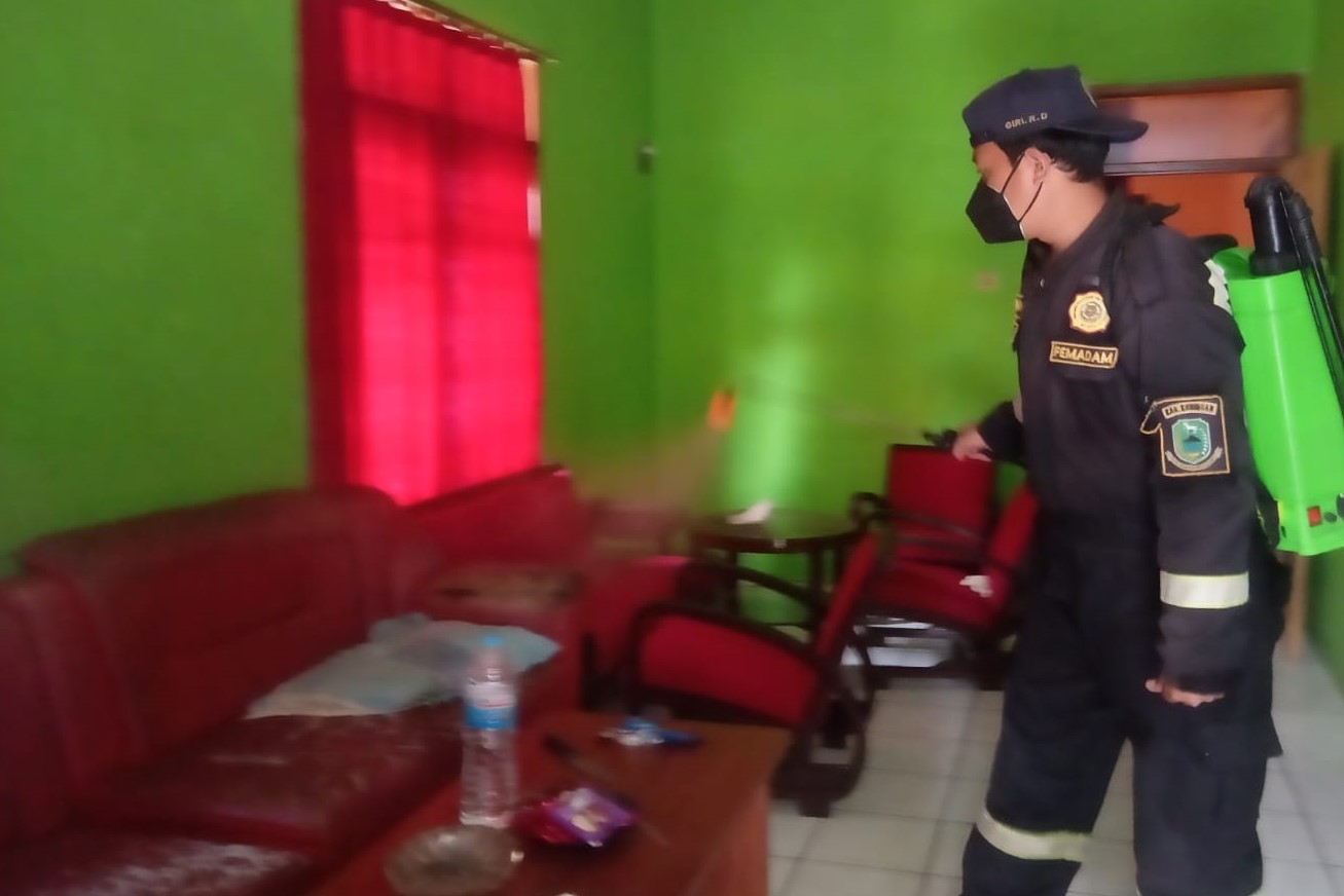 Geger Penemuan Mayat di Ciharendong Kuningan, Warga Sempat Cium Bau Busuk, TKP Langsung Disemprot