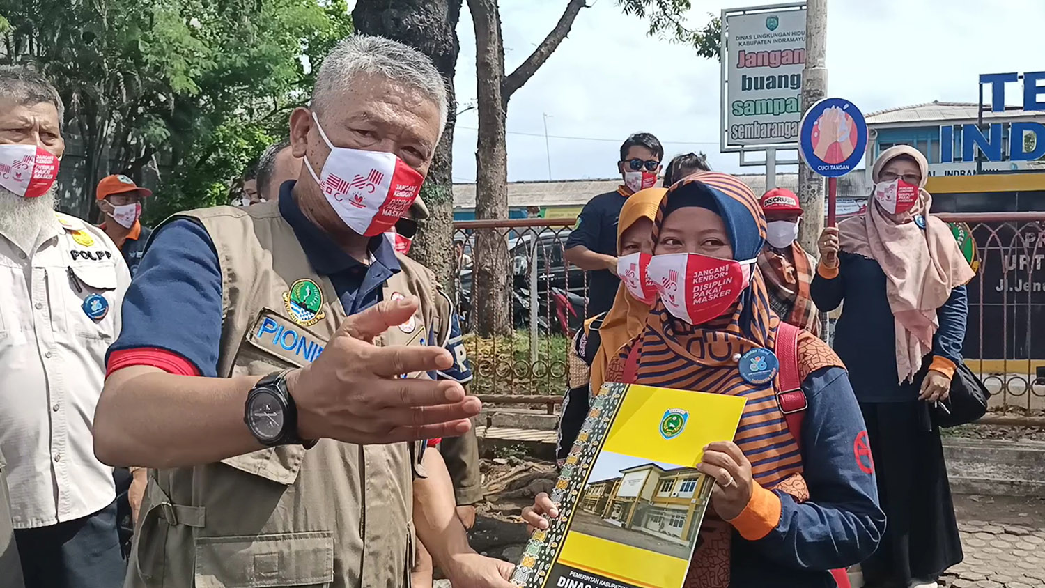 Rona Bahagia Tenaga Kesehatan Penyintas Covid-19 di Indramayu, Dapat Piagam di Momen Hari Kesehatan