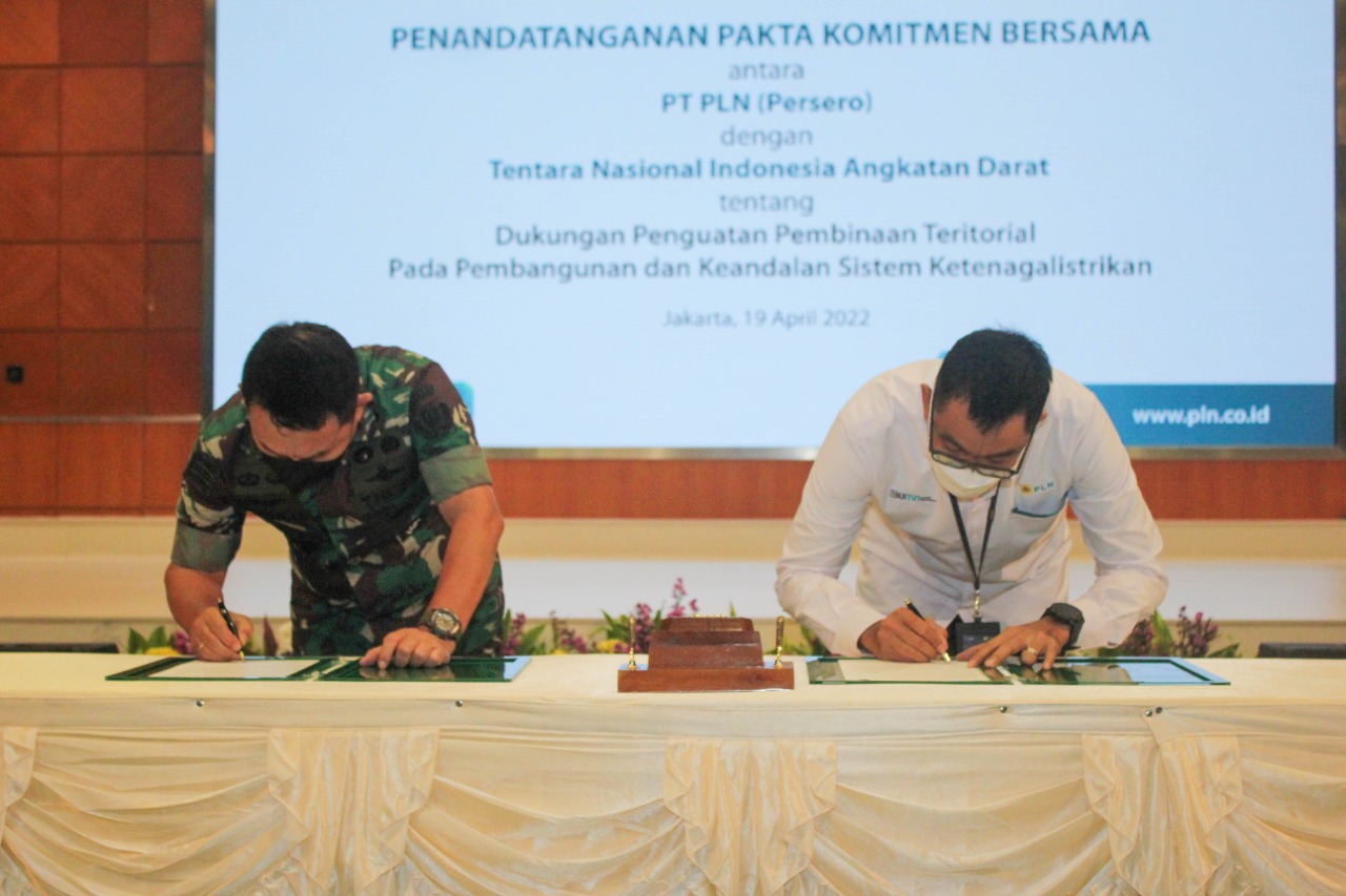 pln-dan-tni-ad-teken-pakta-komitmen-dukungan-penguatan-pembinaan-teritorial.jpg