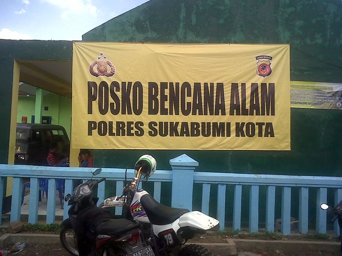 posko-bencana-alam-di-sukabumi.jpg