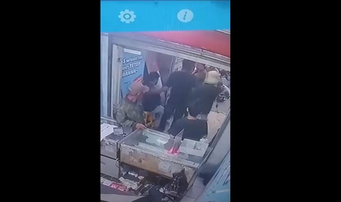 Viral Video Penjual Teh di Cimahi jadi Korban Penganiayaan Preman Kampung, Bermula dari Minta Teh