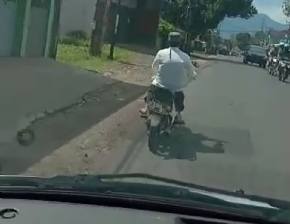 VIRAL DI GARUT, Pria Positif Corona Hasil Rapid Test Ngacir Pakai Motor, Petugas Dibuat Jengkel