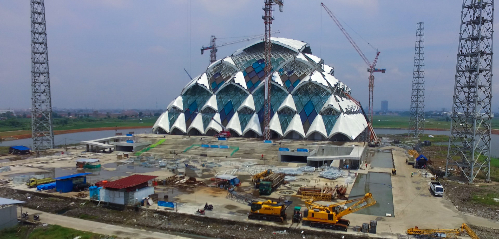 proses-pembangunan-masjid-al-jabbar.jpg