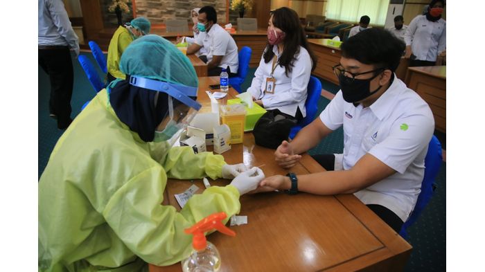 Pastikan Karyawannya Terbebas Corona, Jasa Tirta II Rapid Test Karyawannya Secara Berkala