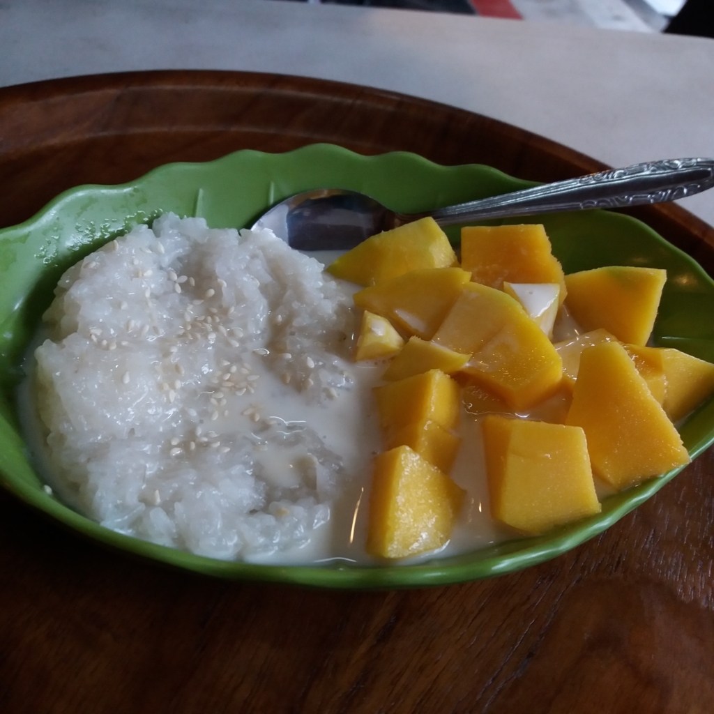 Hangat Segar Pulut Mango