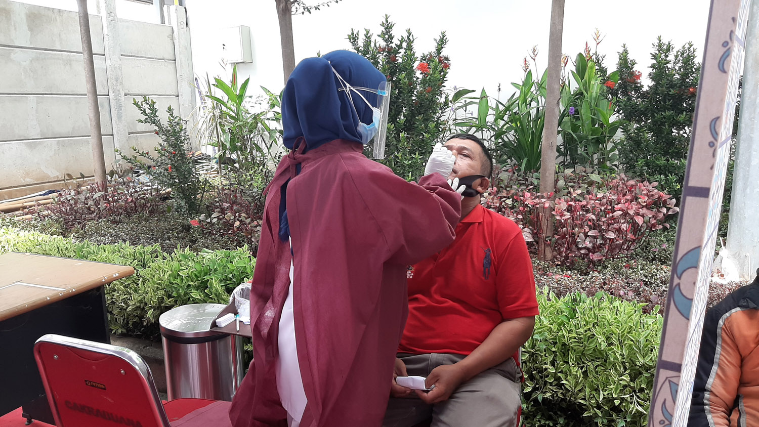 rapid-test-antigen-stasiun-cirebon.jpg
