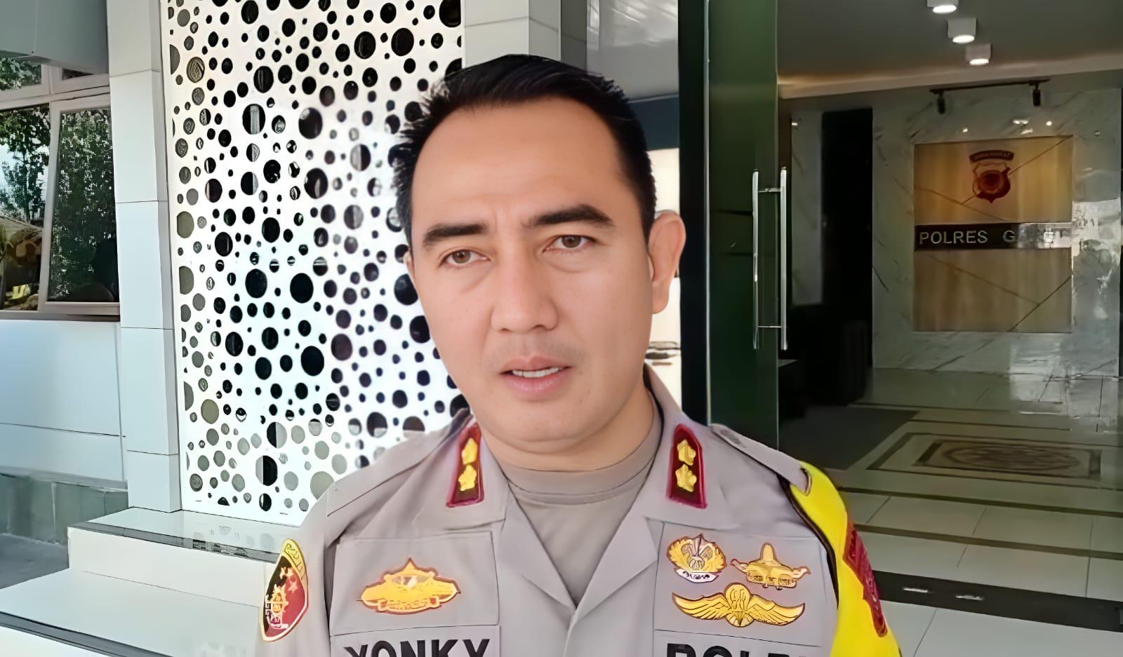 ratusan-warga-Desa-Sukabakti-yang-jadi-korban-pinjaman-fiktif-ae.jpg
