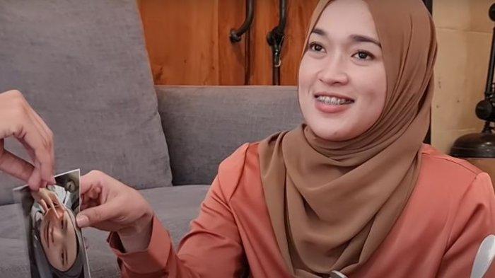 reaksi-ririe-fairus-perlakukan-foto-mantan-suami-dan-nissya-sabyan.jpg