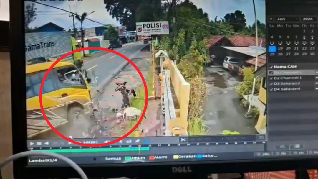 rekaman-cctv-detik-detik-laka-maut.jpg