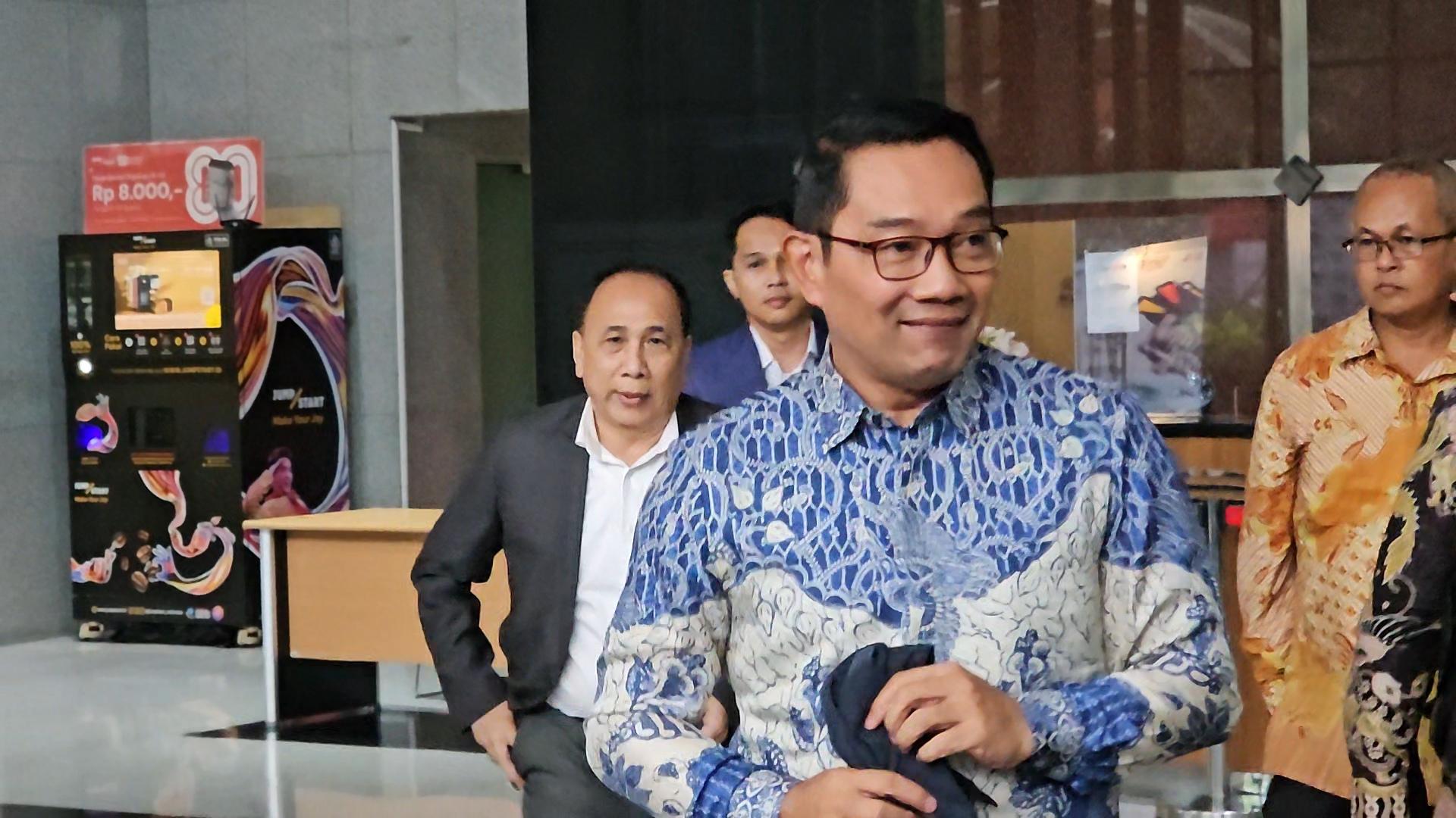 ridwan-kamil-sebelum-tersangka.jpg
