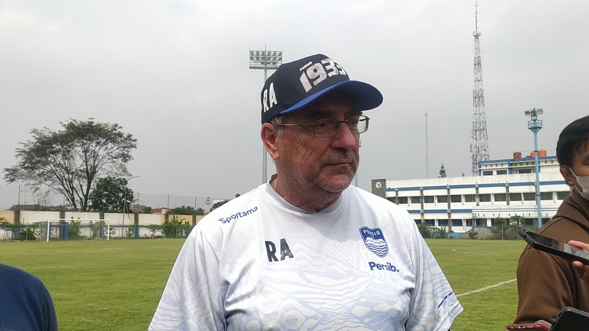 Robert Alberts Diisukan ke PSS Sleman, 2 Pemain Bintang Persib Bandung Ini Berpotensi Ikut