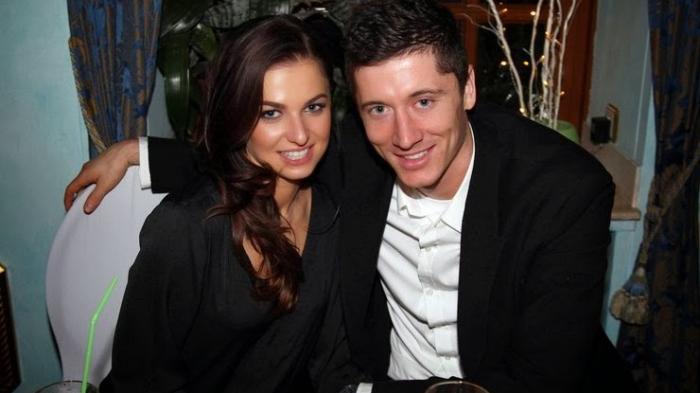 robert-lewandowski-dan-istrinya-anna-stachurska.jpg