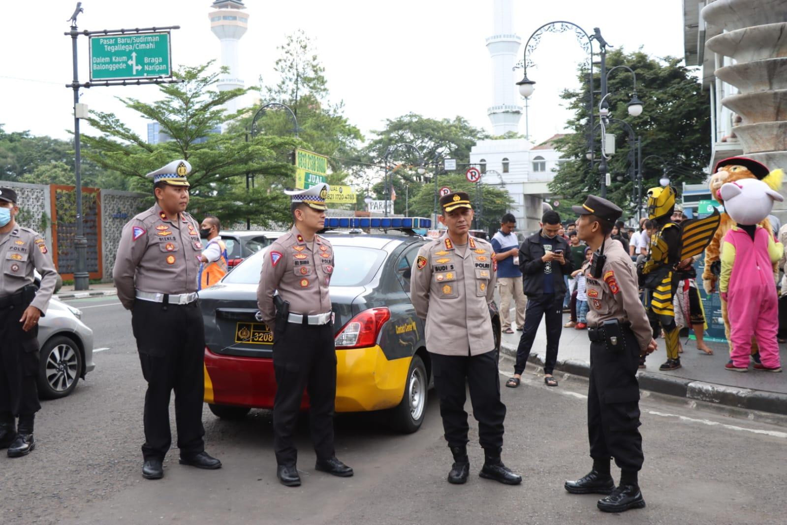saat-patroli-di-Jalan-Asia-Afrika-Kota-Bandung-Sabtu-2052023.jpg