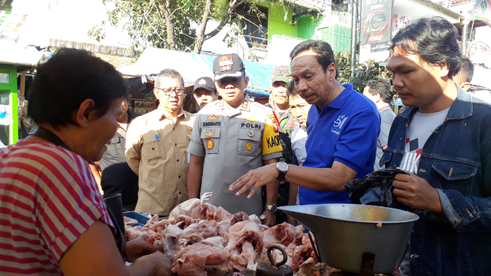 Jelang Bulan Ramadhan, Tidak Ada Kenaikan Harga Secara Signifikan di Pasar Sumber Cirebon