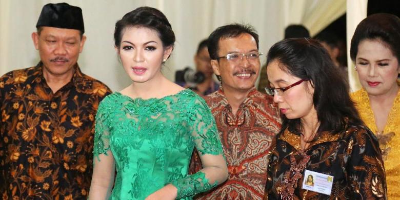 Calon Menantu Jokowi Minta Doa Agar Acara Lancar