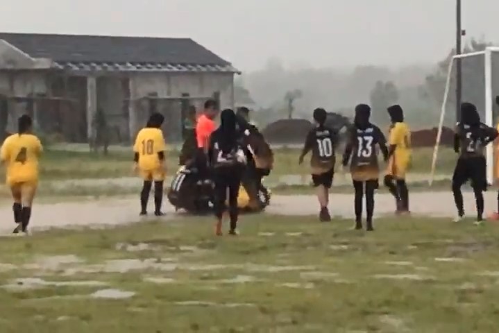 sepakbola-perempuan-sambut-musim-panen.jpg