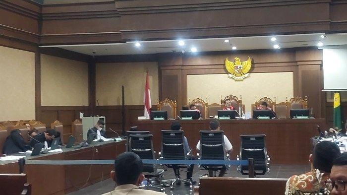 sidang-lanjutan-perkara-dugaan-korupsi-pengadaan-tower-BTS.jpg