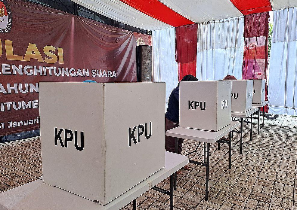 simulasi-Pemilu-2024-di-TPS-Kota-Sukabumi.jpg
