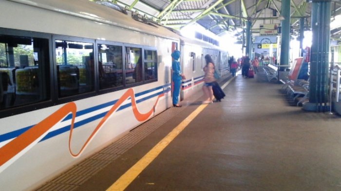 stasiun-gambir_20170623_145246.jpg