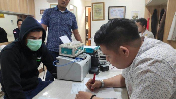 Aktor Steve Emmanuel Terancam Hukuman Mati, Diduga Selundupkan Kokain dari Belanda