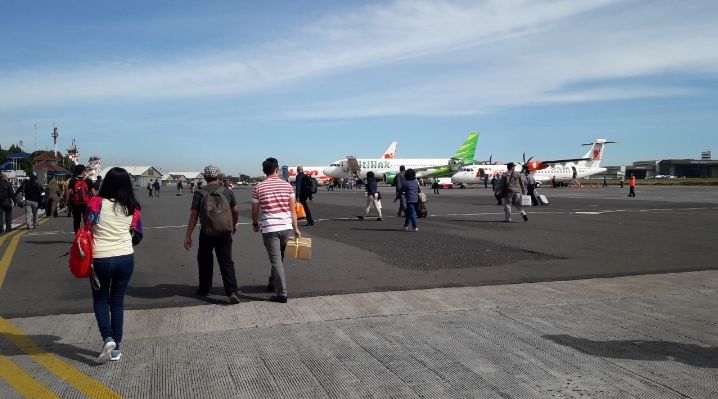 suasana-di-landas-pacu-bandara-husein-sastranegara.jpg