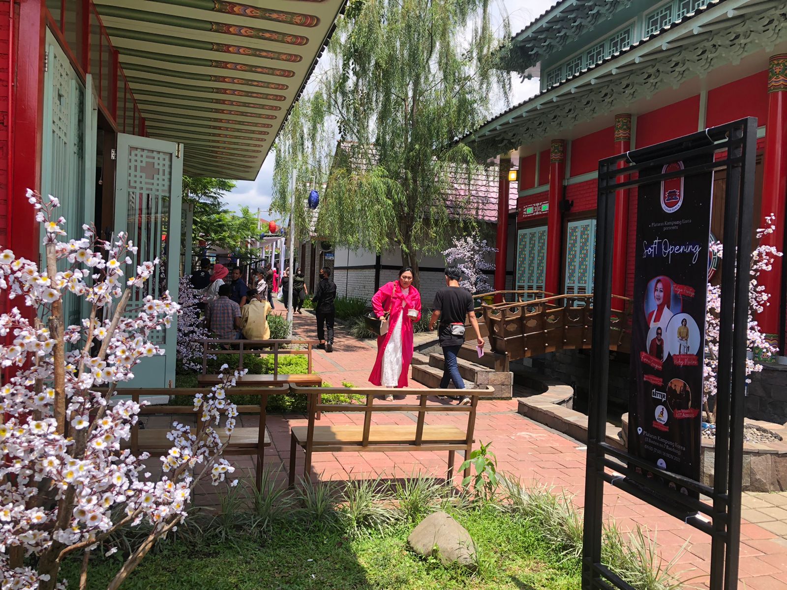 suasana-di-pelataran-kampung-korea-1811.jpg