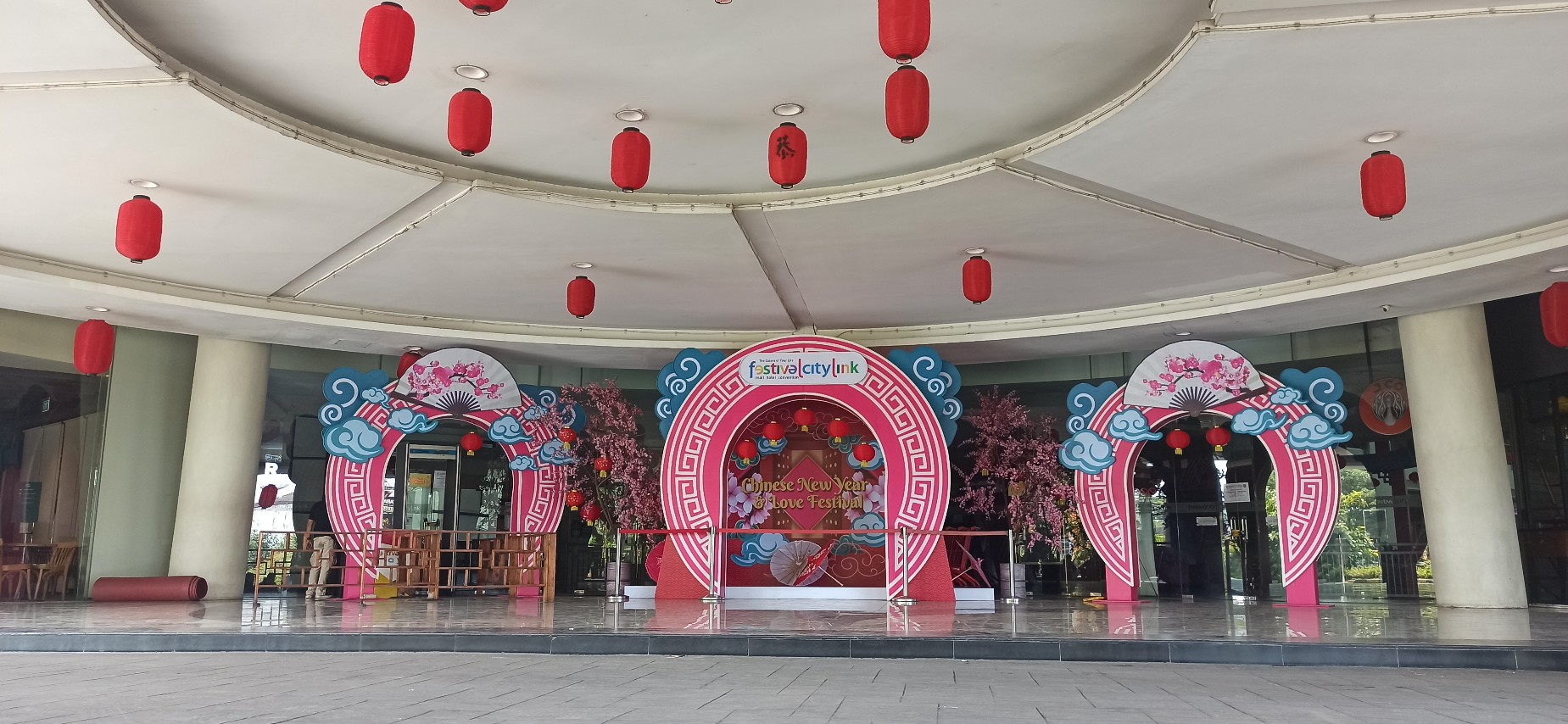 suasana-festival-citylink-yang-disegel-sementara-di-jalan-peta.jpg