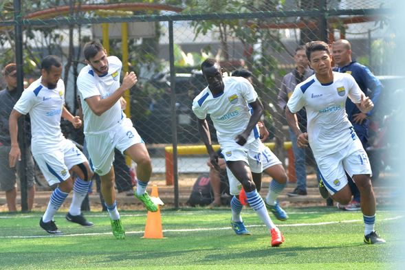 Persib Kesal Agen Konate Minta Nilai Kontrak Selangit