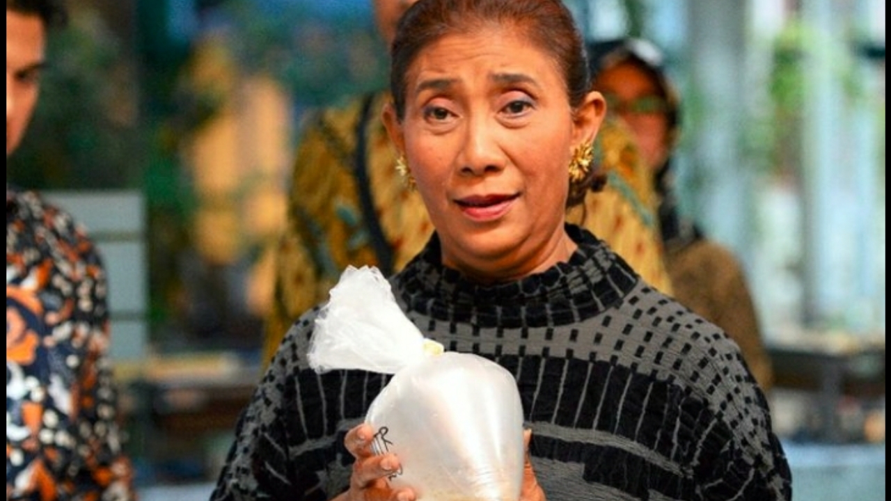 susi-pudjiastuti-doakan-pesawat-sriwijaya-air.jpg
