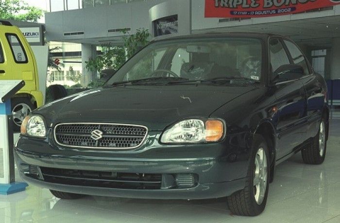 suzuki-baleno-mt-keluaran-tahun-1998.jpg
