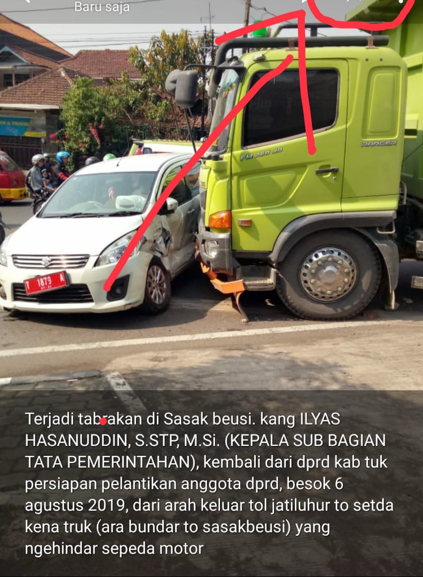 suzuki-ertiga-tabrakan-di-purwakarta.jpg