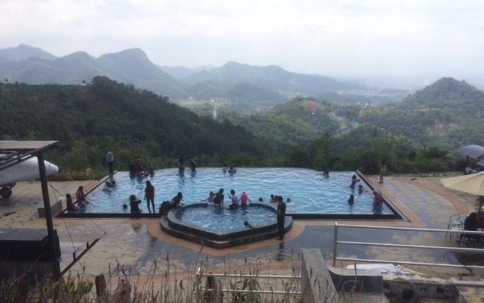 taman-love-soreang_20180624_195947.jpg